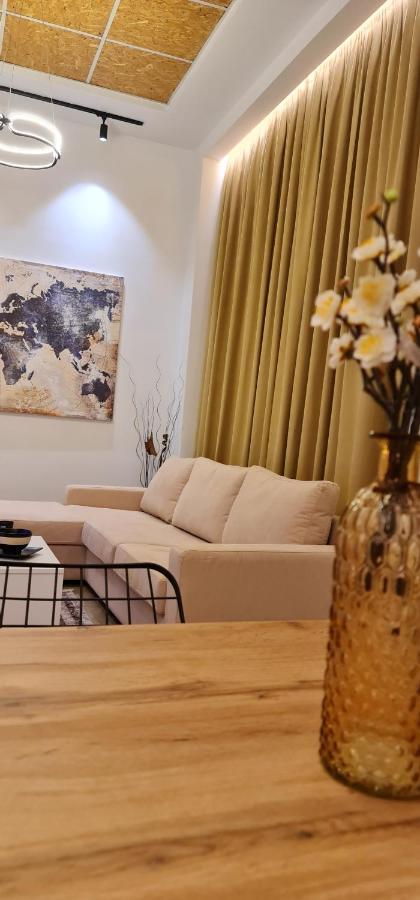New Modern Apartment In The Center Of تيرانا المظهر الخارجي الصورة