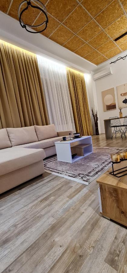New Modern Apartment In The Center Of تيرانا المظهر الخارجي الصورة
