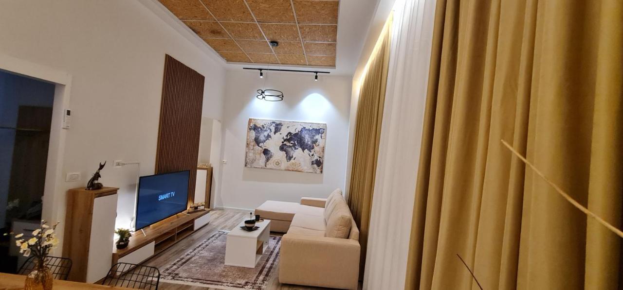 New Modern Apartment In The Center Of تيرانا المظهر الخارجي الصورة